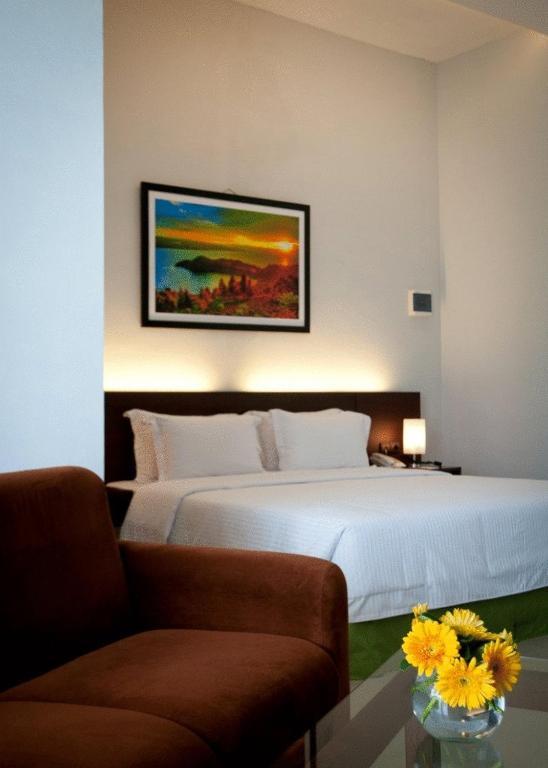 The Hill Hotel & Resort Sibolangit Exterior photo